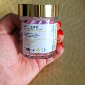 Berry Cheeky Clearing Butt Butter